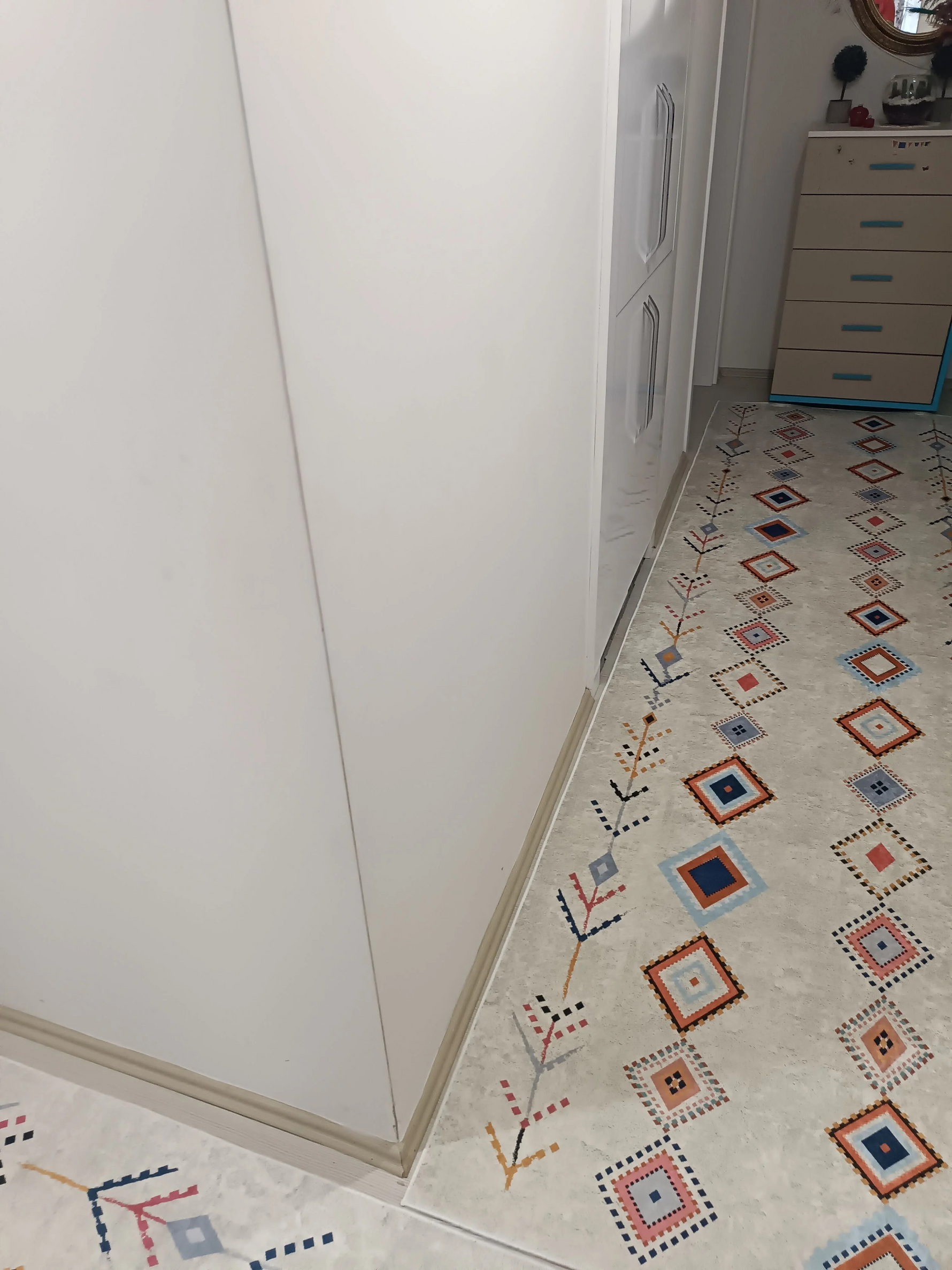 İskandinav Bej Yeni Nesil Baskılı Halı & Yolluk
