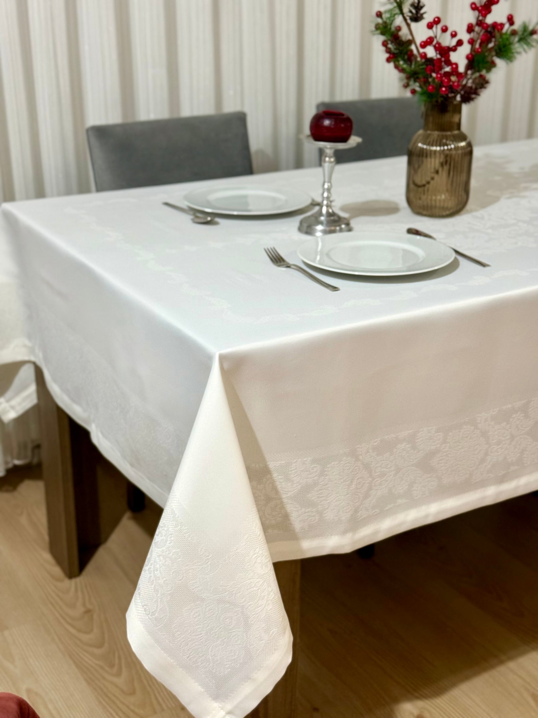 Jumbo Krem JakarLı Masa Örtüsü 160x220 cm