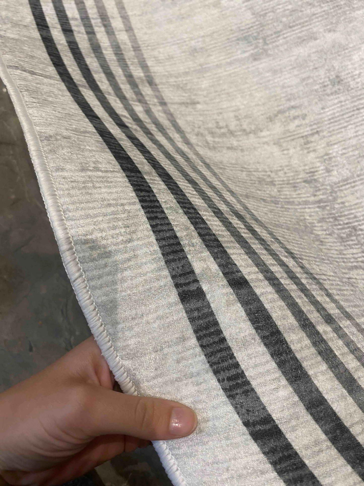 Aura gri oval Yeni Nesil Baskılı Halı & Yolluk